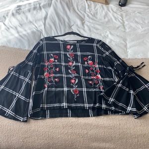 Embroidered Loft Blouse with Belle Sleeves